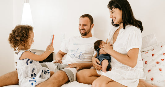 Connected family — staying close to family abroad